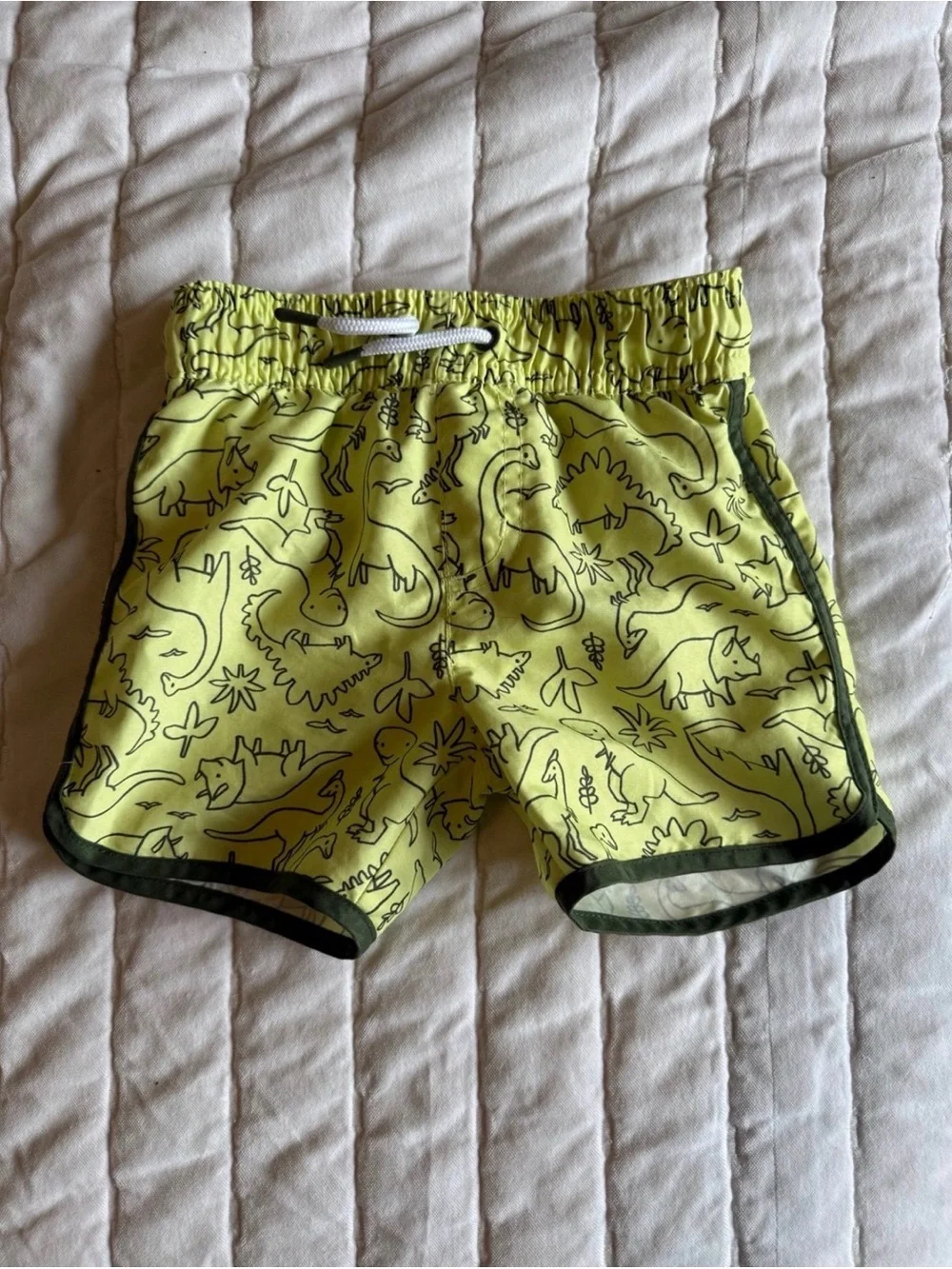 Cat & Jack Dinosaur Print Shorts Toddler 2T Yellow Green